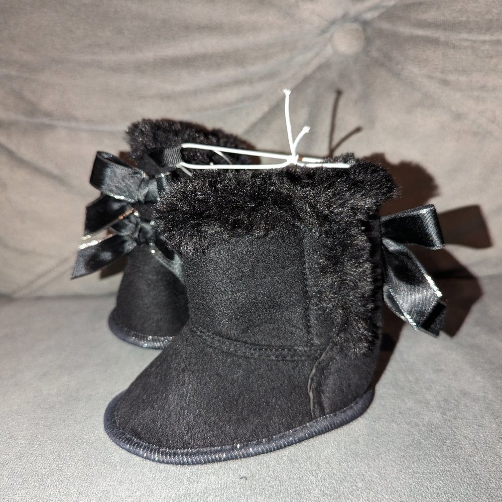 Brand New with Tag.  Koala Baby Black Boots Size 2